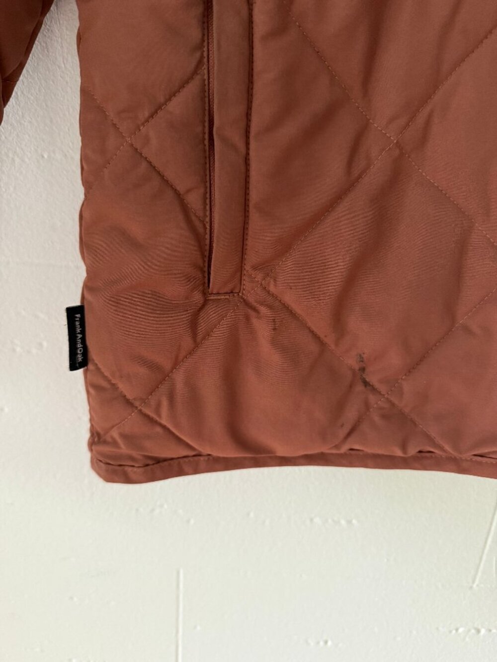 Frank & Oak | The Skyline Reversible Quilted Bomber in Rustic Brown | Small - Picture 5 of 13